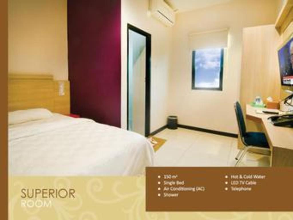 Borneo Hotel Понтианак Екстериор снимка